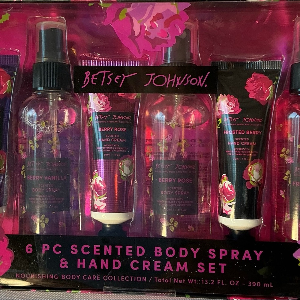 Betsey Johnson Pink Floral 6-Piece Scented Body Spray & Hand Cream Set - Picture 2 of 4